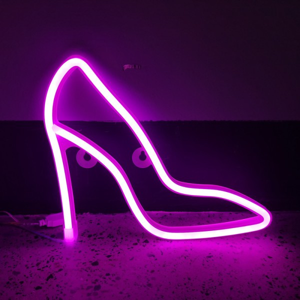 HIGH-HEELED_LED_LAMP_1_urz3-tn