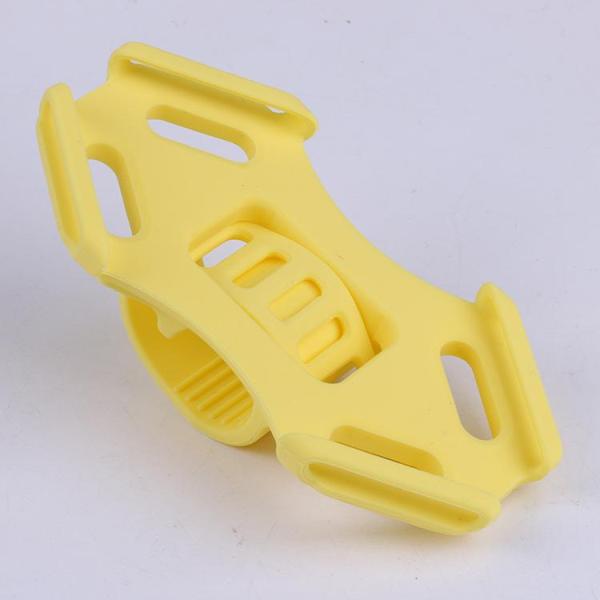 bike_phone_stand_2_cloe-bw