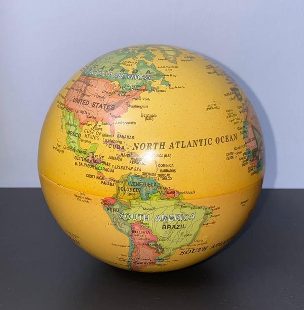 globe_yellow_1_m5qe-c6