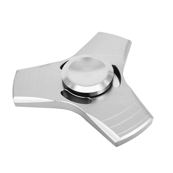 metal_spinner_triangle_2