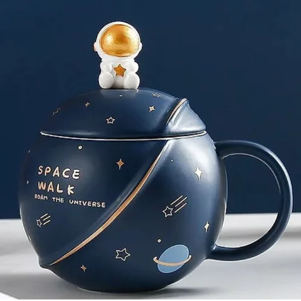 space_walk_blue_1_qyd2-ih