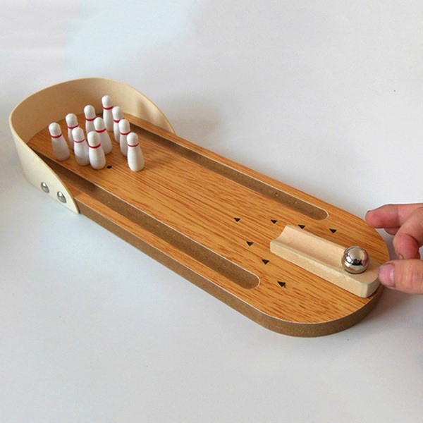 wooden_bowling_game_1
